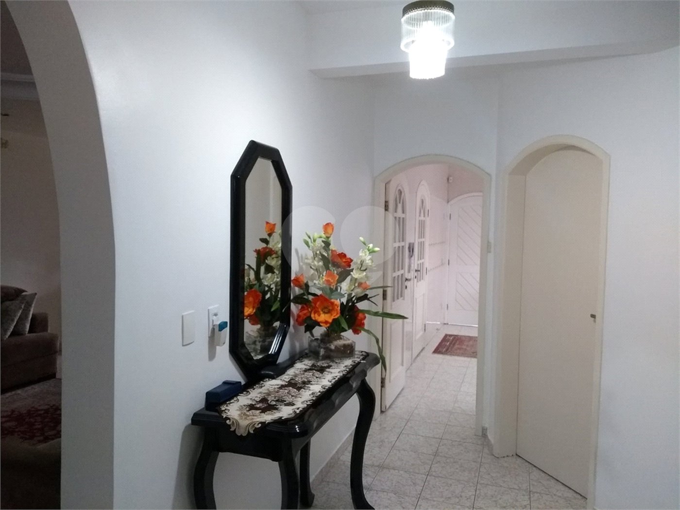 Sobrado à venda com 3 suítes em Jardim Realce, Suzano, SP