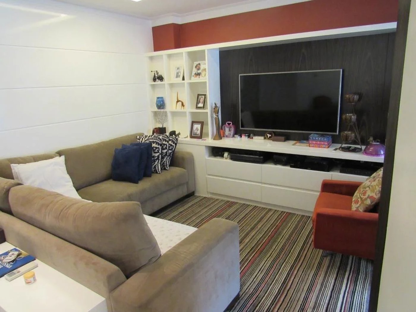 Apartamento à venda com 3 suítes em Real Parque, São Paulo, SP
