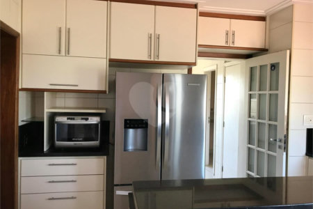 Apartamento à venda com 3 quartos, sendo 1 suíte, em Vila Andrade, São Paulo, SP