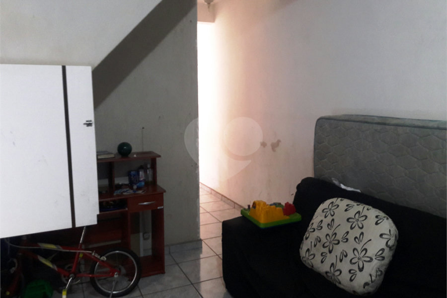 Sobrado à venda com 3 quartos, sendo 1 suíte, em Tremembé, São Paulo, SP