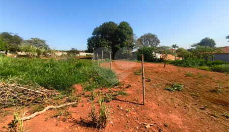 Terreno à venda em Vila Mazzei, Itapetininga, SP