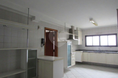 Apartamento à venda com 3 suítes em Bela Aliança, São Paulo, SP