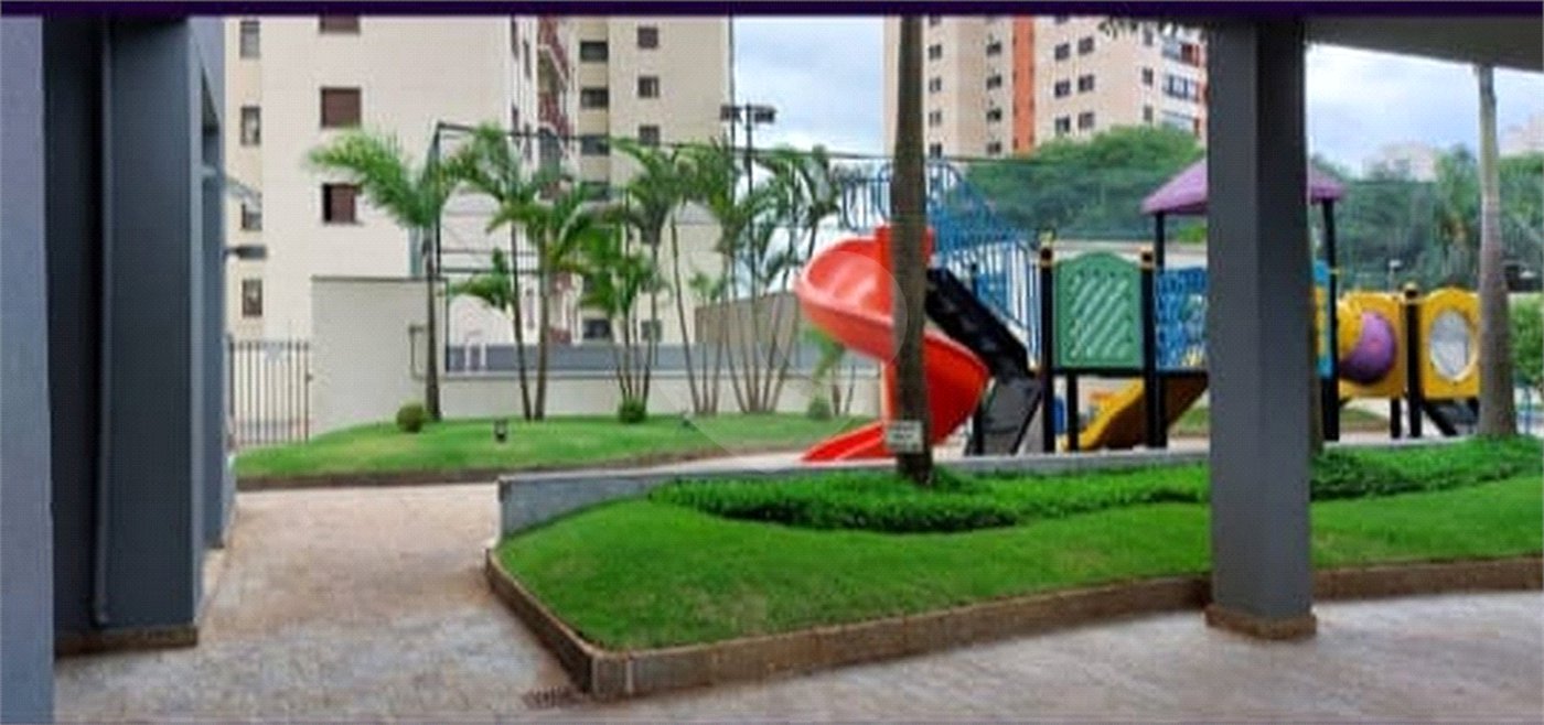 Apartamento à venda com 3 quartos, sendo 1 suíte,  em Vila Vermelha, São Paulo, SP