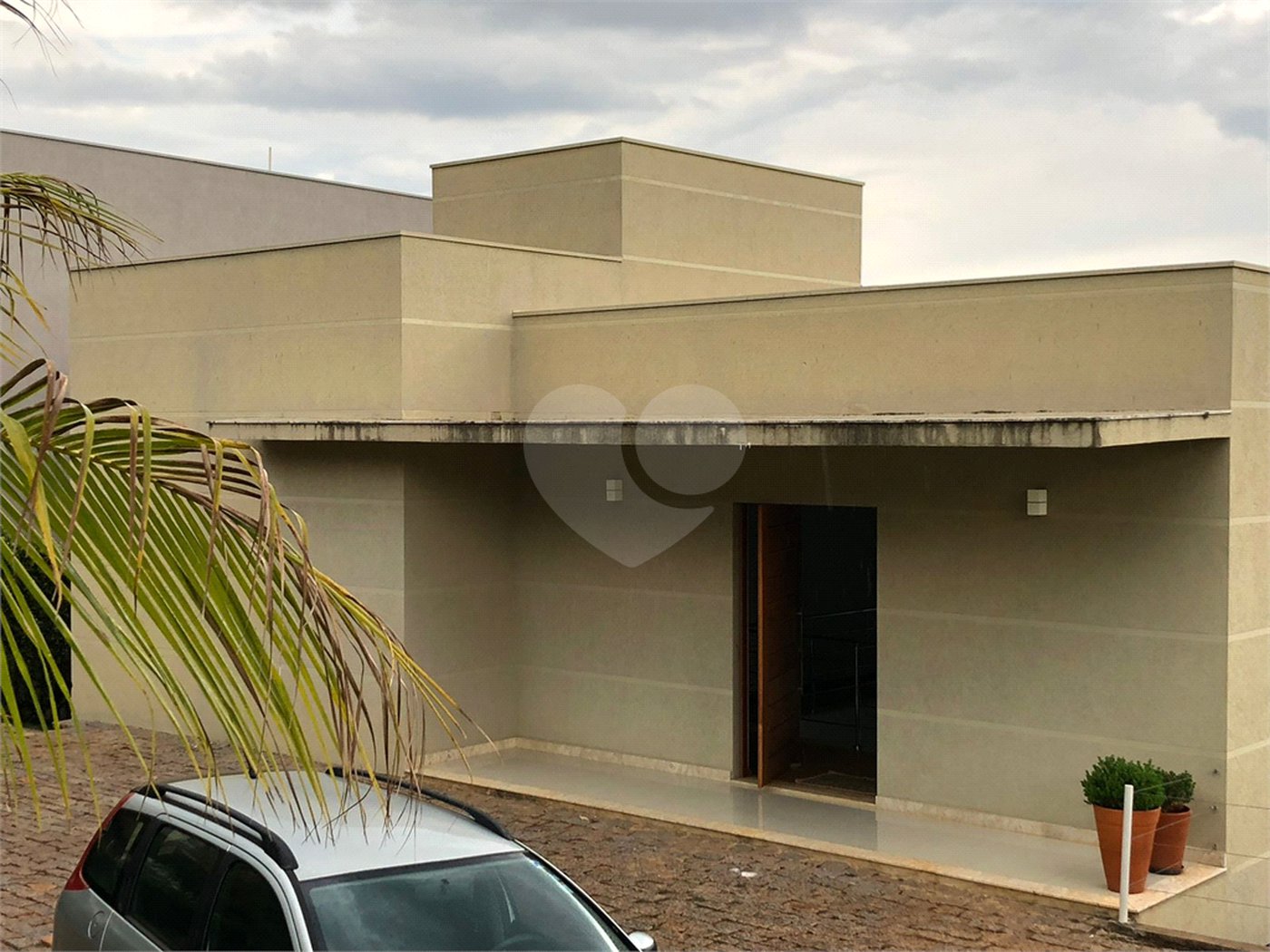 Condomínio à venda com 6 quartos, sendo 5 suítes, no Centro, Capitólio, MG