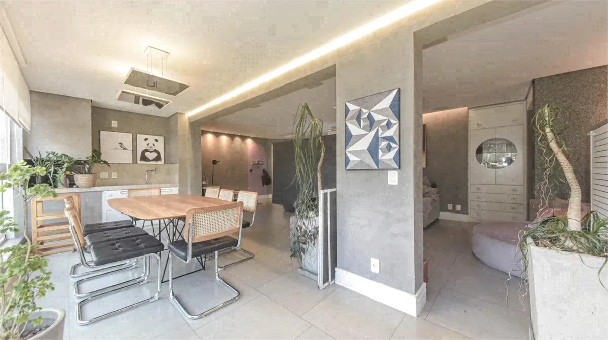 Apartamento à venda com 3 suítes em Vila Gertrudes, São Paulo, SP