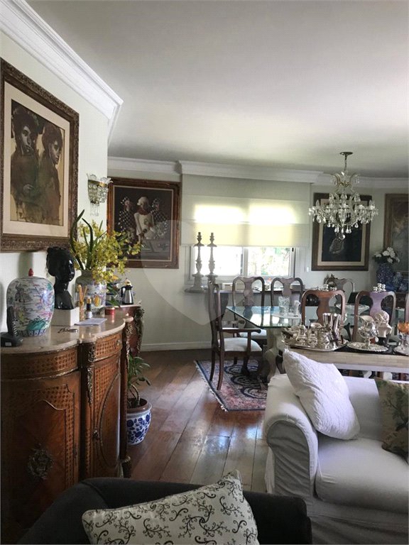 Apartamento à venda com 3 suítes em Vila Morumbi, São Paulo, SP