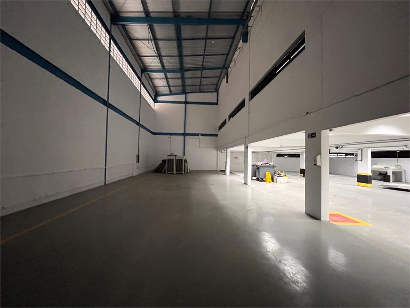 Prédio Corporativo em Santos | 4 Pavimentos | Galpão com Pé-Direito Duplo | Estrutura para +200 Pessoas | Compra Ou Locação
