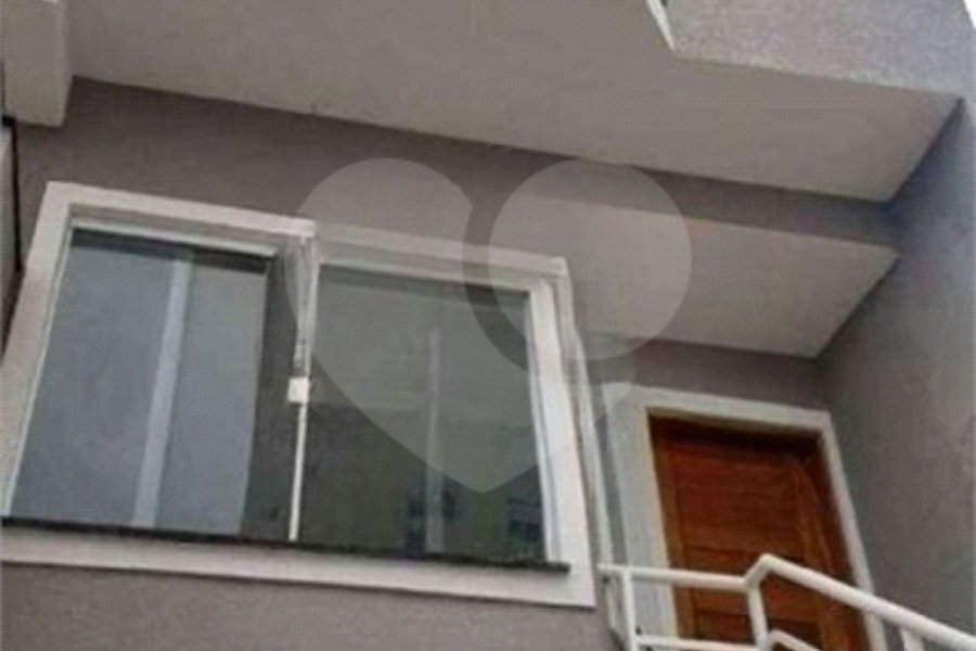 Sobrado à venda com 3 quartos, sendo 1 suíte, em Parada Inglesa, São Paulo, SP