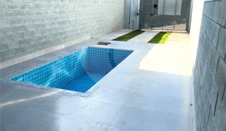 Casa à venda com 3 quartos, sendo 1 suíte,  em Vila São Paulo, Mogi das Cruzes, SP