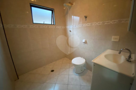 Casa à venda com 3 quartos, sendo 1 suíte, em Vila Valença, São Vicente, SP