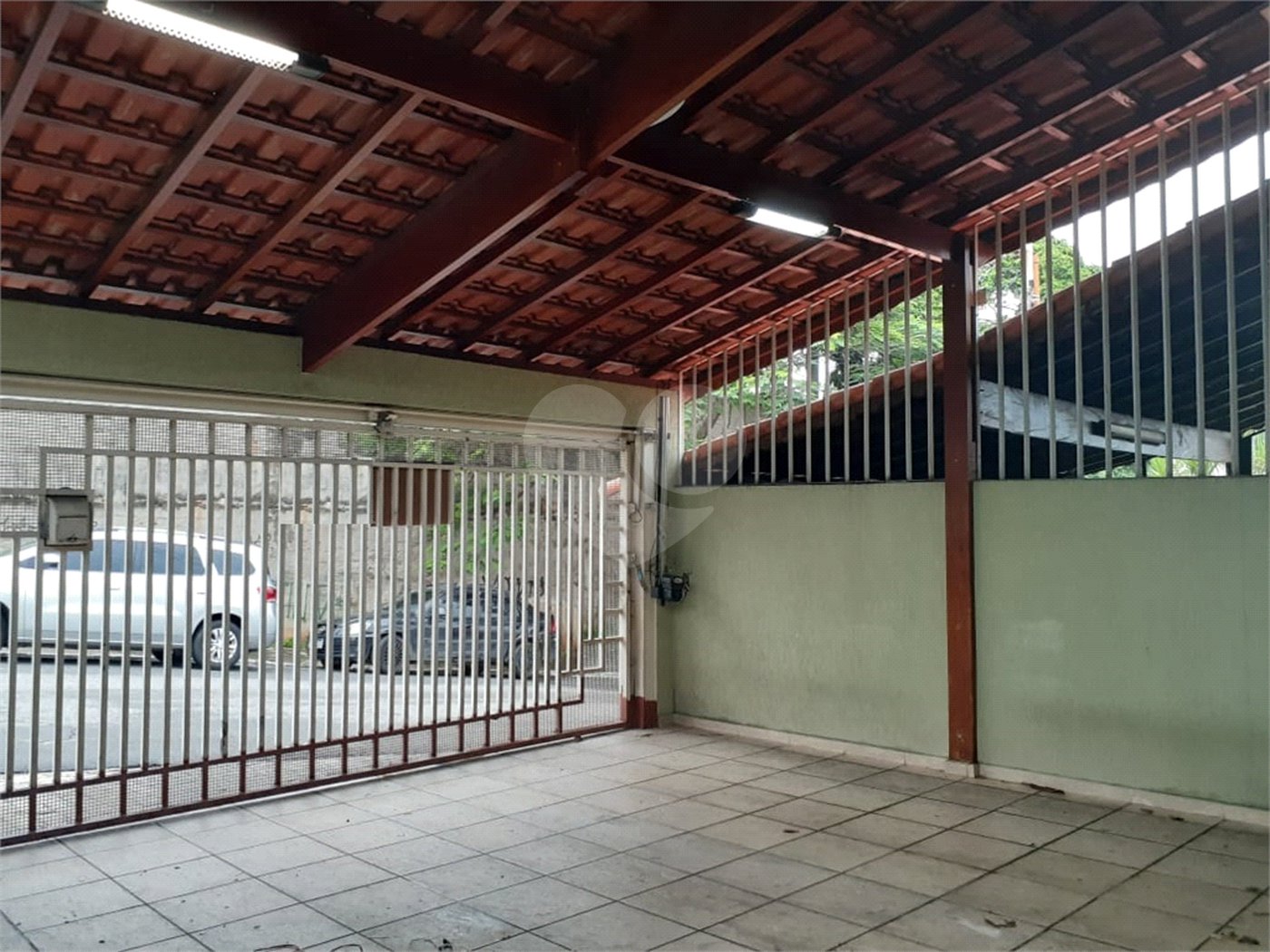 Sobrado à venda com 4 quartos, sendo 2 suítes, em Tremembé, São Paulo, SP