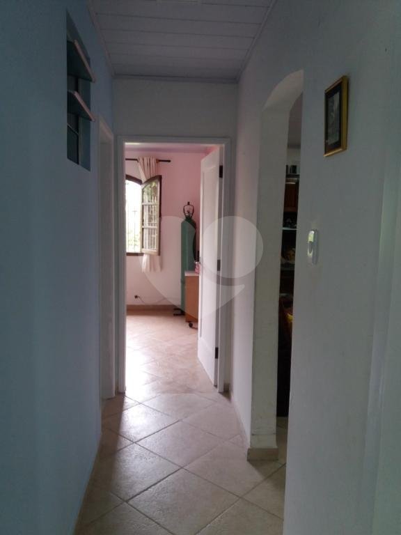Casa à venda com 4 quartos, sendo 1 suíte,  em Jardim Helga, São Paulo, SP
