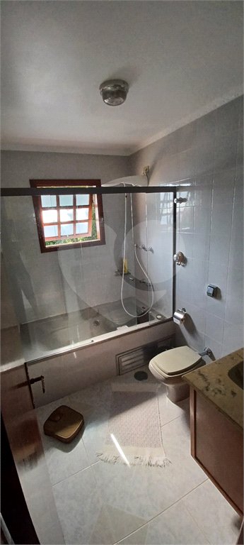 Casa à venda com 3 quartos, sendo 1 suíte, no condomínio Clube de Campo Fazenda Tabarã, Mairiporã - SP