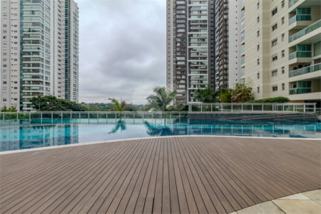Apartamento à venda com 4 suítes em Campo Belo, São Paulo, SP