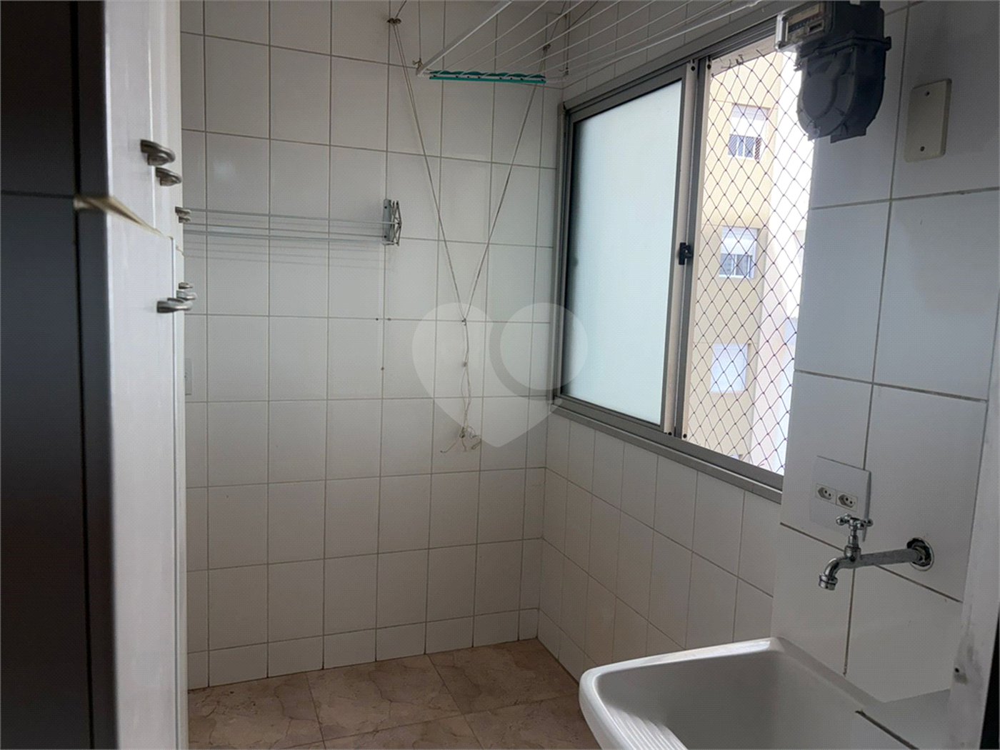 Apartamento à venda com 2 quartos, sendo 1 suíte,  em Vila Galvão, Guarulhos, SP