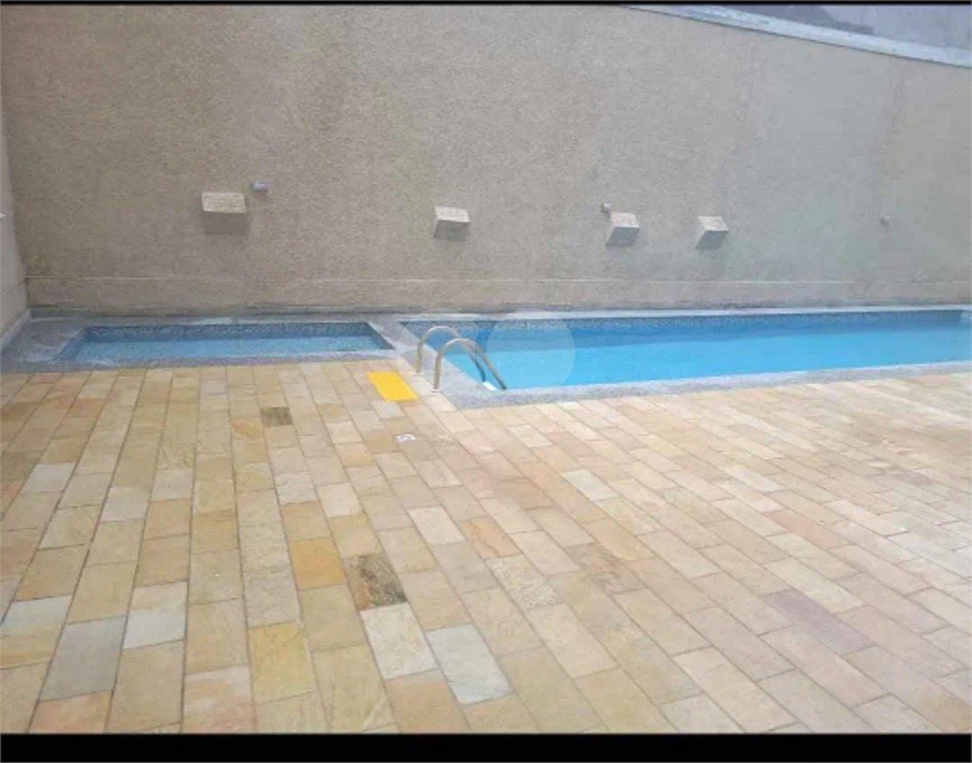 Apartamento à venda com 2 quartos em Jardim Itacolomi, São Paulo, SP