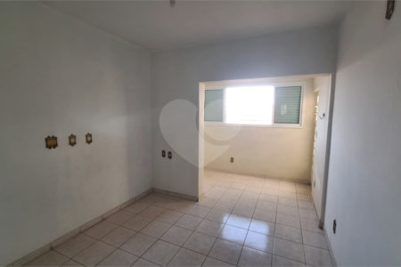 Casa à venda com 5 quartos, sendo 2 suítes,  em Vila Barão, Sorocaba, SP