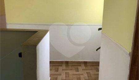 Sobrado à venda com 3 quartos, sendo 1 suíte,  em Vila São Paulo, Mogi das Cruzes, SP