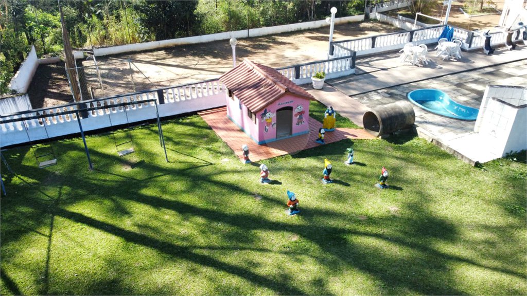 Sítio à venda com 8 quartos, sendo 4 suítes, em Boa Vista, Mogi das Cruzes, SP