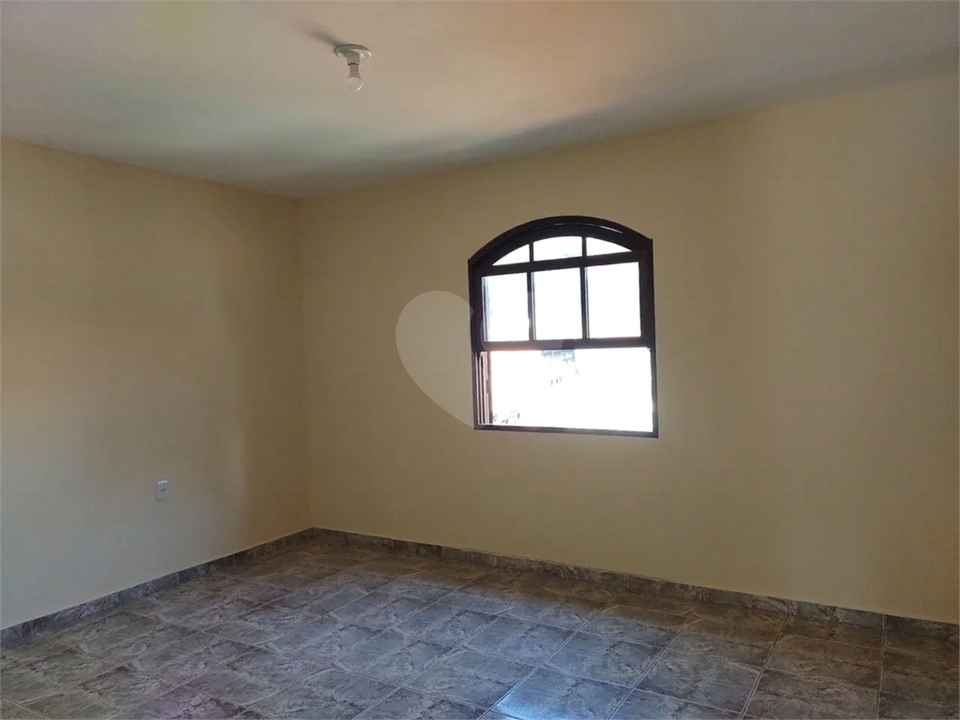 Casa à venda com 2 quartos em Jardim Vitória, Campo Limpo Paulista, SP