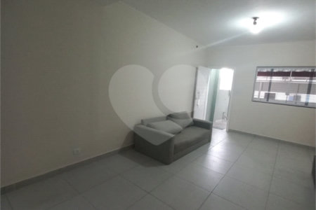 Sobrado à venda com 3 quartos, sendo 1 suíte, em Vila Mazzei, São Paulo, SP