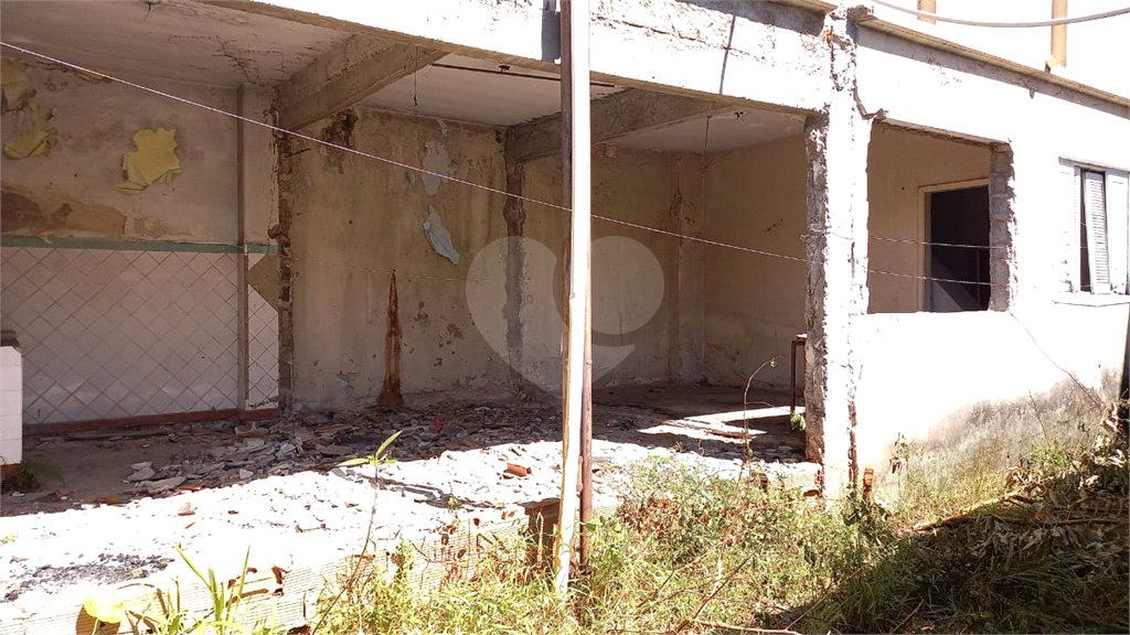 Terreno à venda com 8 quartos, sendo 2 suítes, em Santana, São Paulo, SP