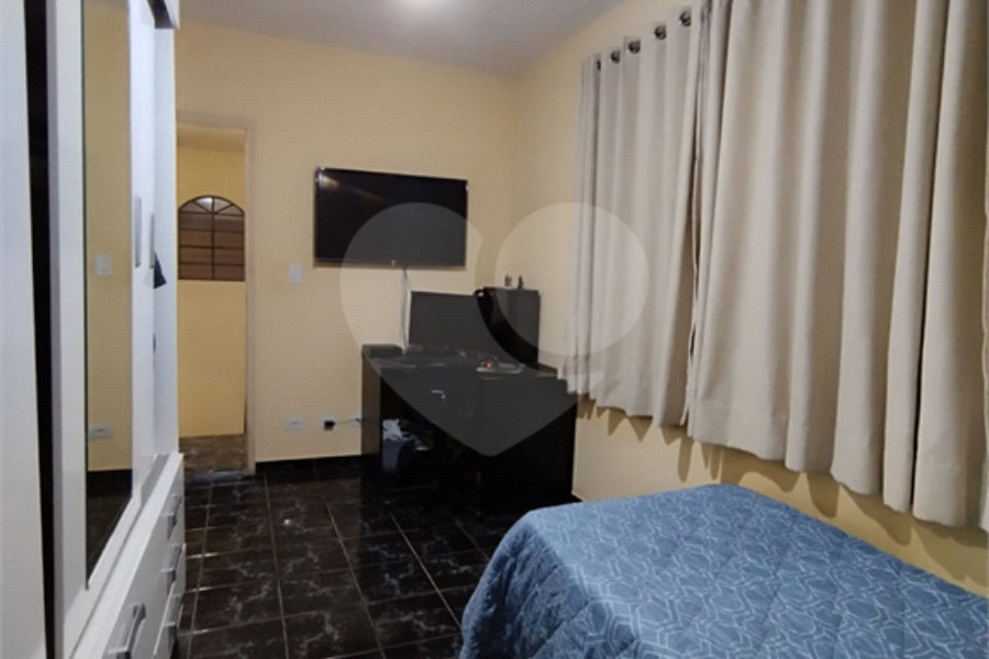 Casa à venda com 2 quartos no condomínio Casa Geminada, São Paulo - SP