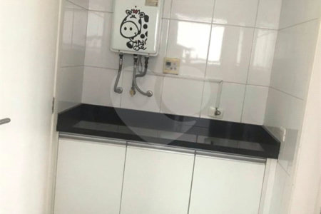 Apartamento à venda com 3 suítes em Vila Regente Feijó, São Paulo, SP