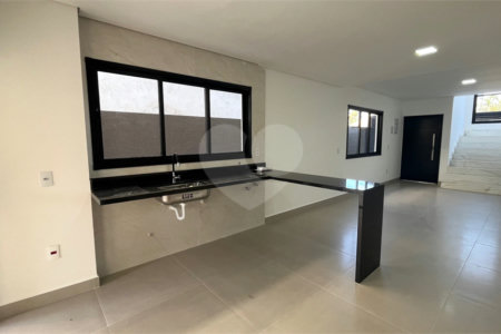 Casa à venda ou para alugar com 3 suítes em Nova Gardênia, Atibaia, SP