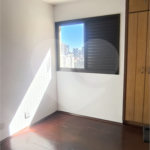 Apartamento à venda com 3 quartos, sendo 1 suíte, em Pinheiros, São Paulo, SP