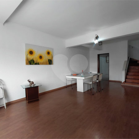 Sobrado à venda com 3 quartos em Vila Romana, São Paulo, SP