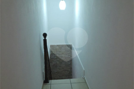 Casa à venda com 4 quartos, sendo 1 suíte, em Mogi Moderno, Mogi das Cruzes, SP