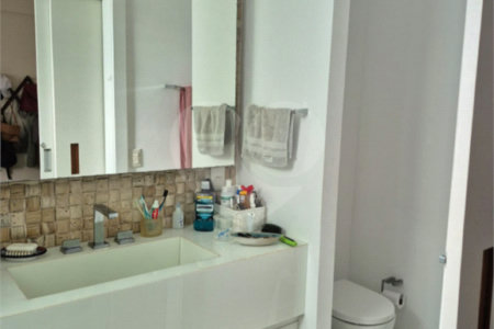 Apartamento à venda com 3 quartos, sendo 1 suíte, em Humaitá, Rio de Janeiro, RJ