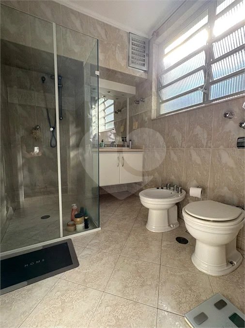 Apartamento Amplo e Mobiliado, 3 Dormitórios, 2 Vagas, Próximo à Paulista