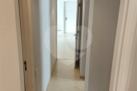 Apartamento à venda com 3 quartos, sendo 1 suíte, em Indianópolis, São Paulo, SP