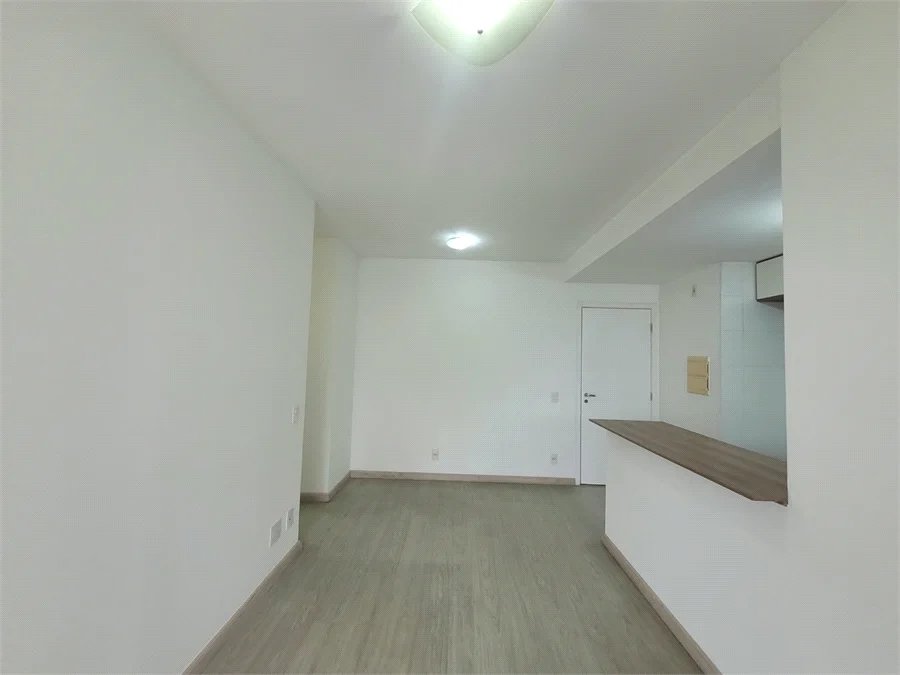 Apartamento à venda com 2 quartos em Vila Anastácio, São Paulo, SP