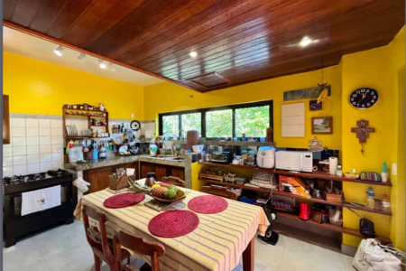 Casa à venda com 4 quartos, sendo 1 suíte, em Lagoa, Rio de Janeiro, RJ