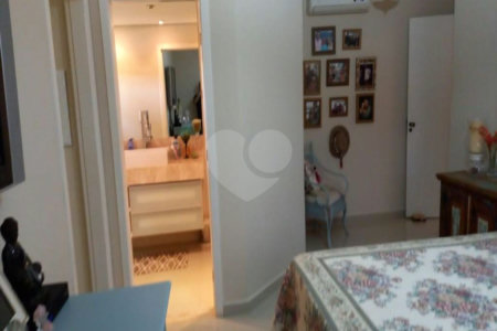 Casa à venda com 3 quartos, sendo 1 suíte,  em Bosque, Vinhedo, SP