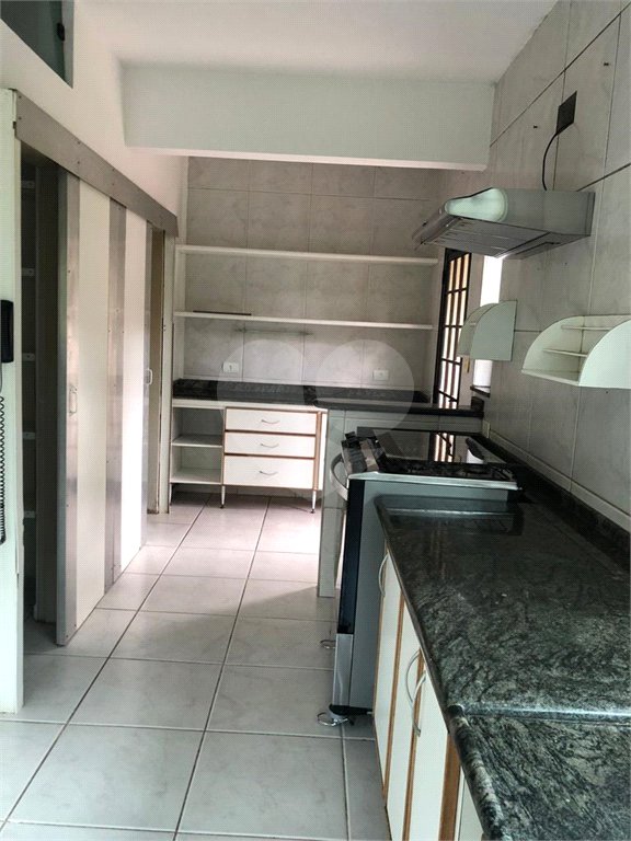 Casa à venda com 5 suítes no condomínio Alpes da Cantareira, Mairiporã - SP