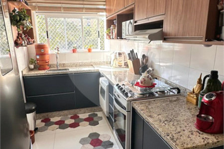 Apartamento à venda com 3 quartos, sendo 1 suíte, em Vila Santa Teresa, Santo André, SP