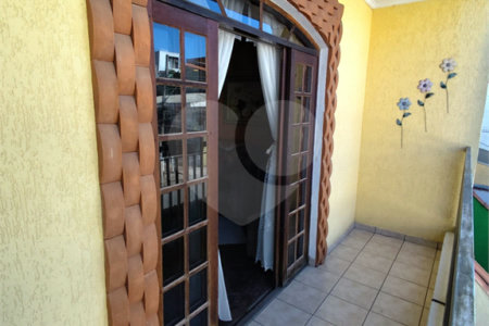 Cobertura à venda com 3 quartos, sendo 1 suíte,  em Vila Camilópolis, Santo André, SP