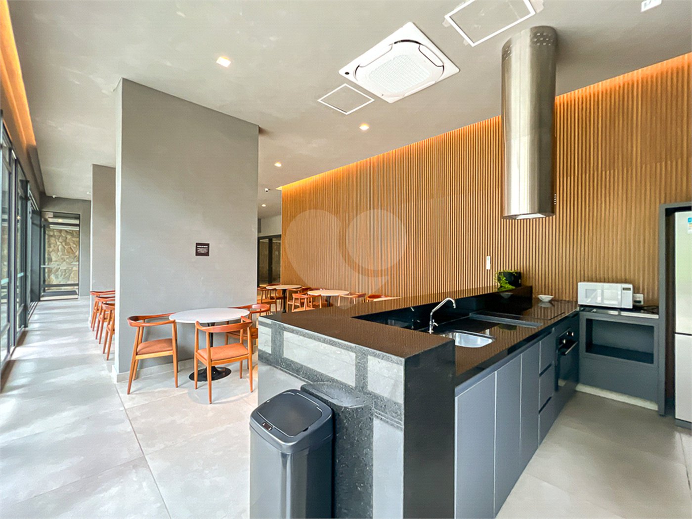 Apartamento à venda com 2 quartos, sendo 1 suíte, em Santo Amaro, São Paulo, SP