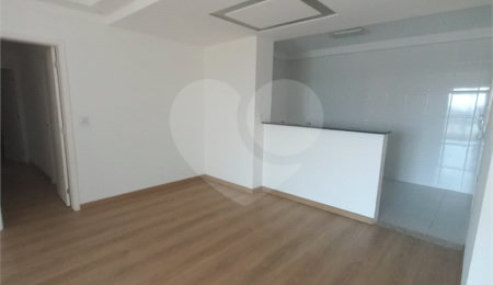 Apartamento à venda com 3 quartos, sendo 2 suítes,  no Centro, Mogi das Cruzes, SP