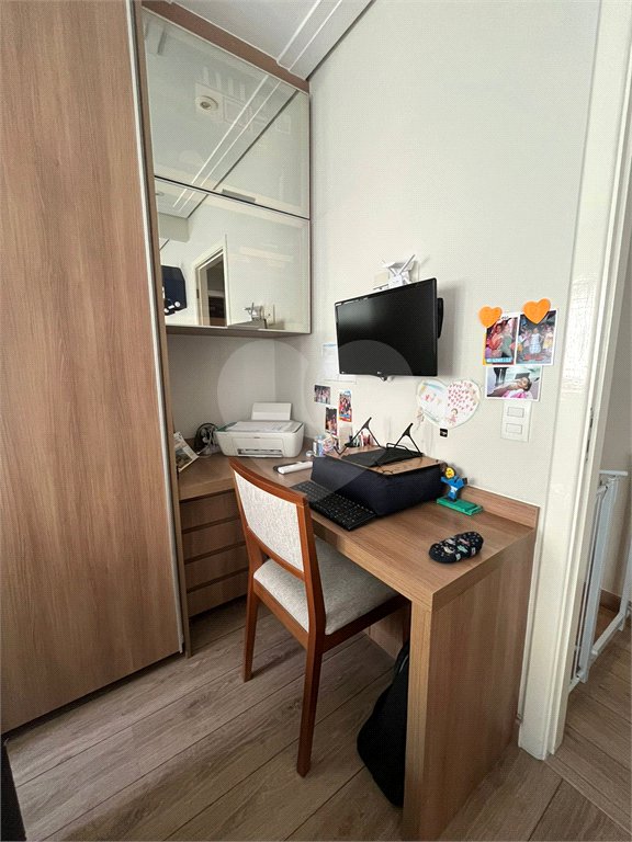 Casa à venda com 3 quartos, sendo 1 suíte, no condomínio Vila Siqueira, São Paulo - SP