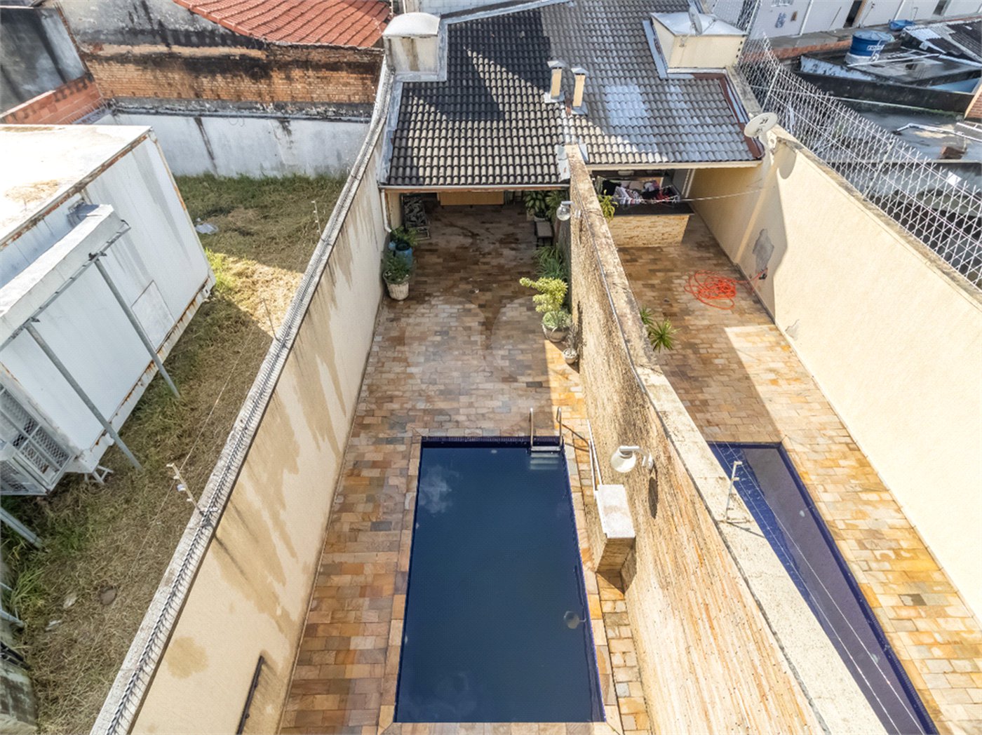 Sobrado à venda com 3 suítes em Vila Carrão, São Paulo, SP