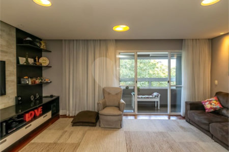 Apartamento à venda com 3 suítes em City América, São Paulo, SP