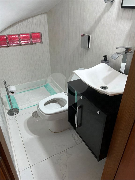 Sobrado à venda com 3 quartos, sendo 1 suíte, em Vila Alexandria, São Paulo, SP