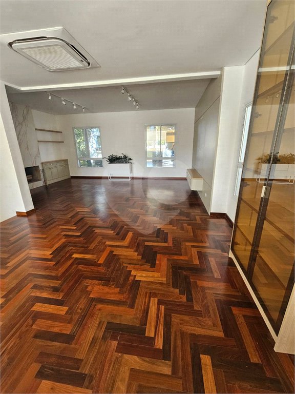 Casa à venda com 3 suítes no condomínio Palma de Mallorca Private Houses, São Paulo - SP