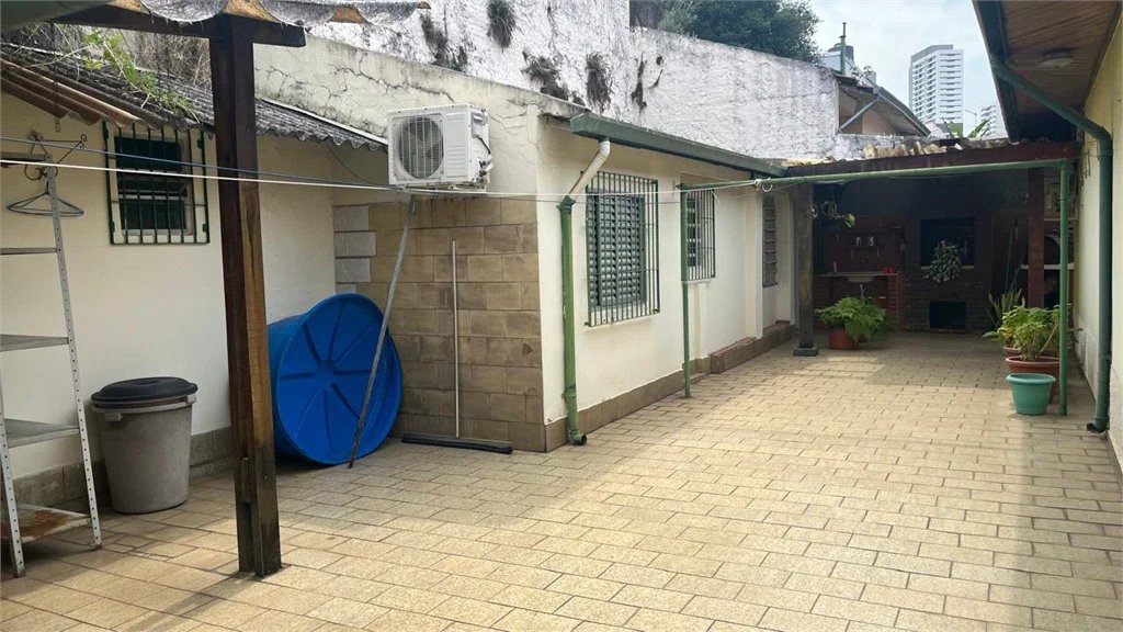 Casa à venda com 3 quartos, sendo 2 suítes, em Lapa, São Paulo, SP