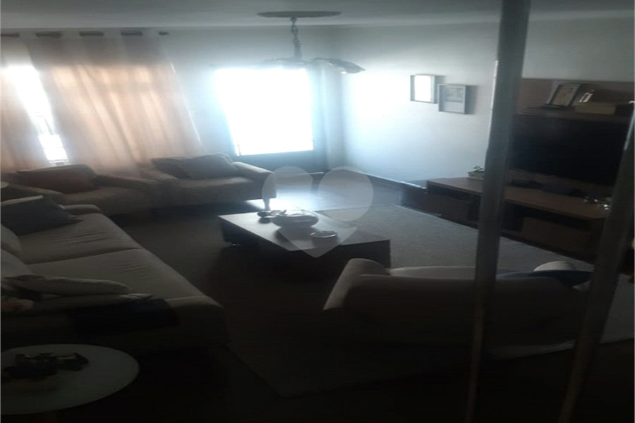 Sobrado à venda com 3 quartos em Vila Guilherme, São Paulo, SP